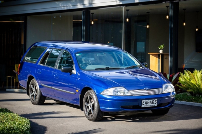 2000 Ford Falcon Forte